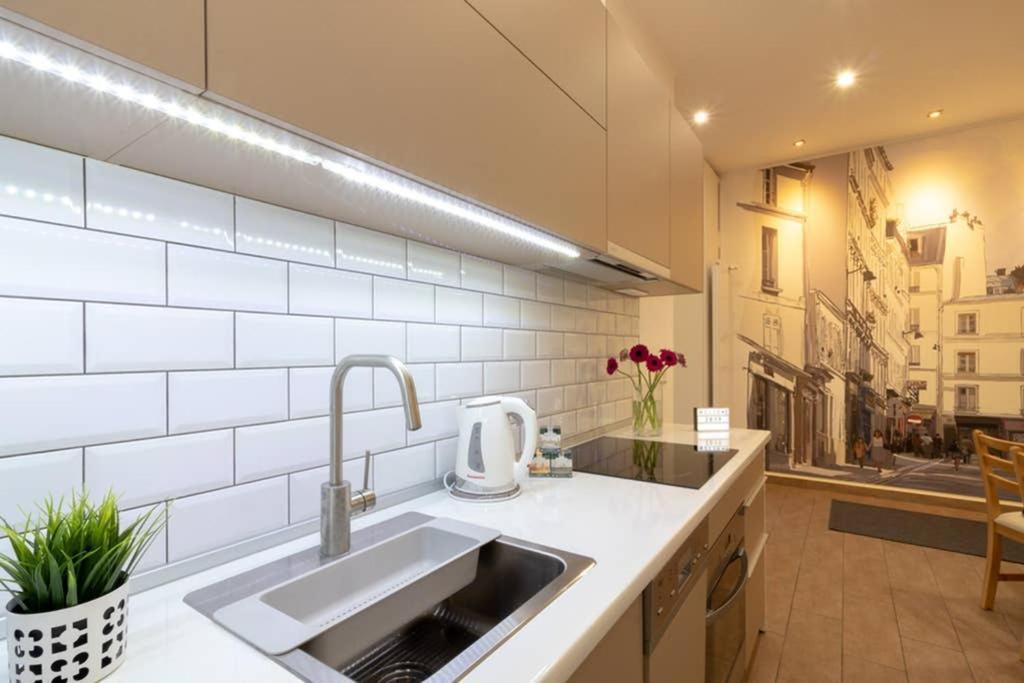 Nice And Cozy Apartment Next To The Parliament Budapest Exterior photo